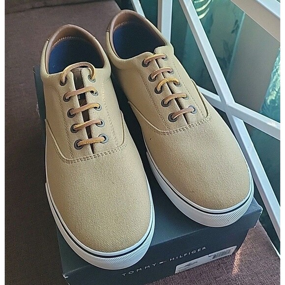 Tommy Hilfiger Other - Tommy Hilfiger tmPOST Shoes Canvas Boat Casual Men's Size 11 M NEW